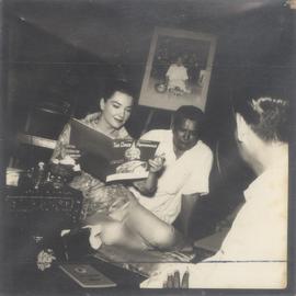 Anne Baxter นางเอกภาพยนตร์ hollywood มาชมนาฎศิลป์ผกาวลีที่บ้านบาตร
