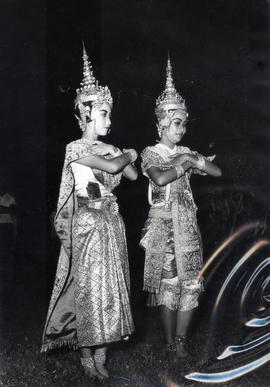 การแสดงนาฏศิลป์ไทย ของคณะผกาวลี